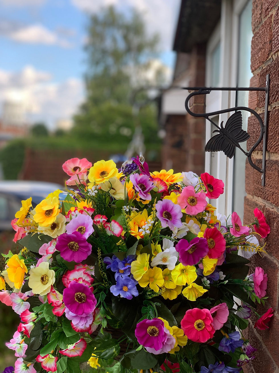 Thumbnail: Colourful Garden Hanging Basket 