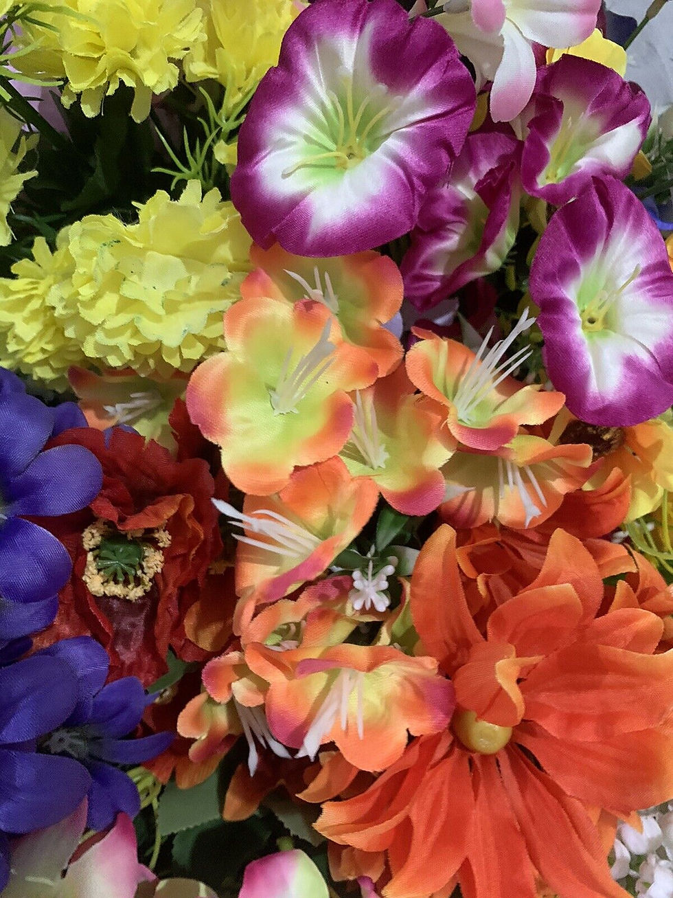 Thumbnail: 50x Small Medium Spring Flower Heads
