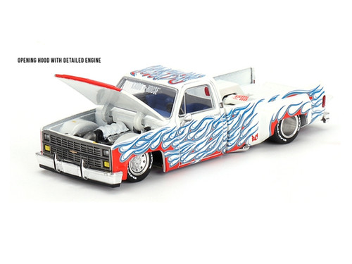 Kaido House x Mini GT Chevrolet Silverado Dually on Fire V2
