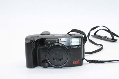 Olympus AZ-200 Super Zoom 35mm film camera | Lenses & Brushes