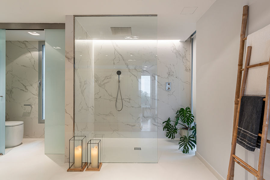 Reforma de baño en vivienda de lujo – Tamarit