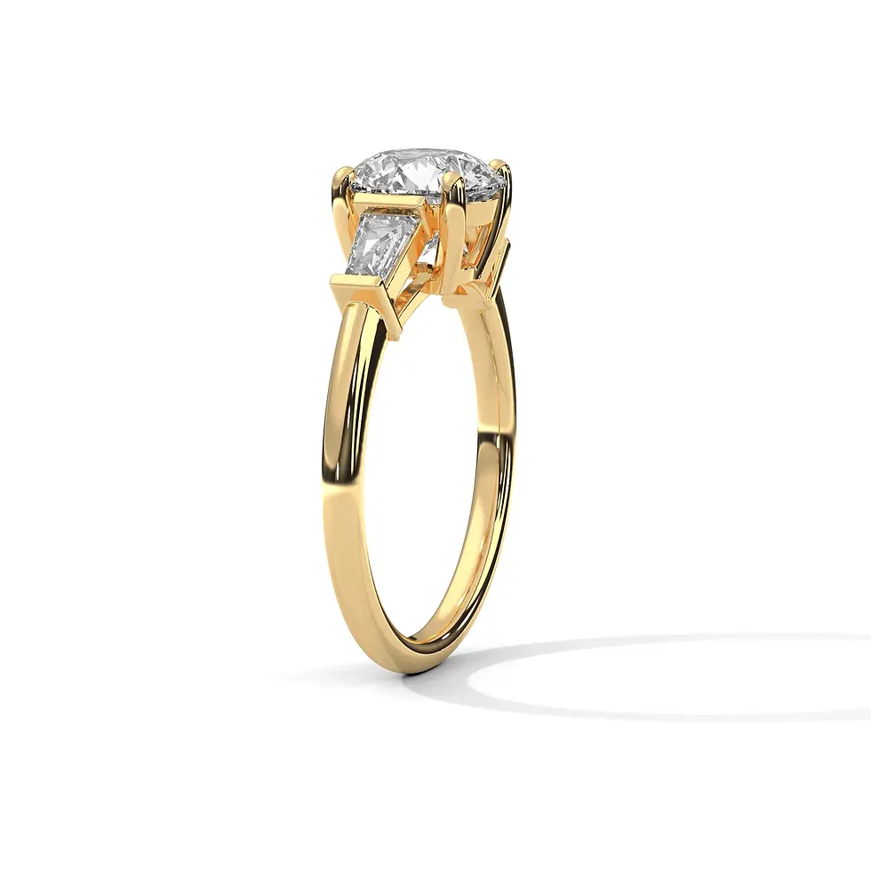 Miniature : Bague de fiançailles trilogie rond accompagnée trapèze or jaune vue de 3/4 - PIRMA Paris