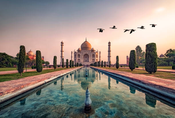 10 Must-Visit Historical Places in India