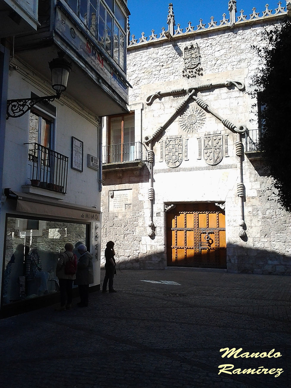 Burgos. Casa del Cordón (3)
