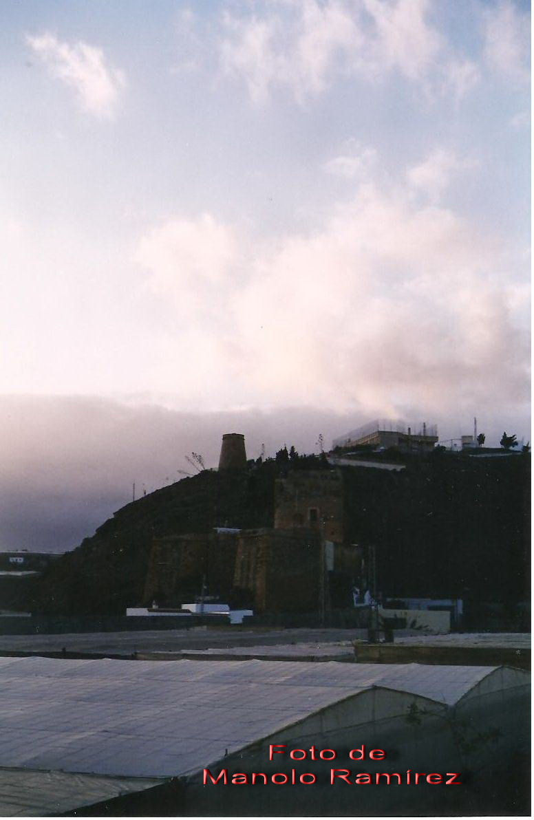 La_Rábita._Castillo_y_Torre_de_la_Rábita_(P)_2004_001_(2)