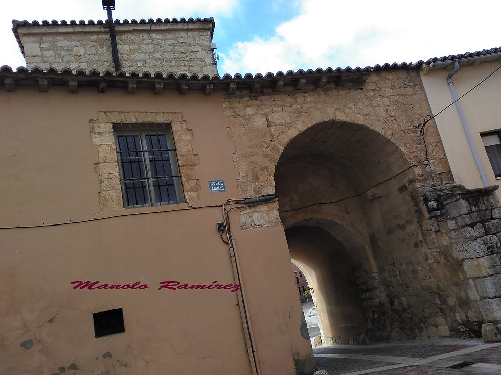 Torrelobatón. Arco de la Villa (6