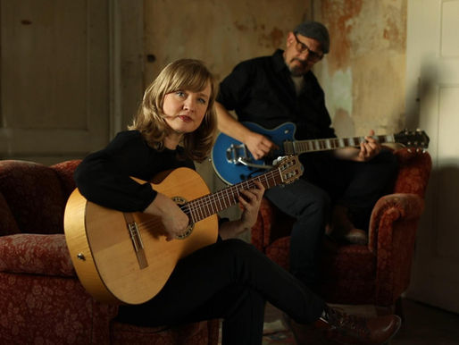 Am 21. März live in Kunst & Bühne: Christina Lux und Oliver George 