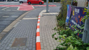 Stolperkanten Kreuzung Harburger Straße Ecke John-Busch-Straße rückgebaut