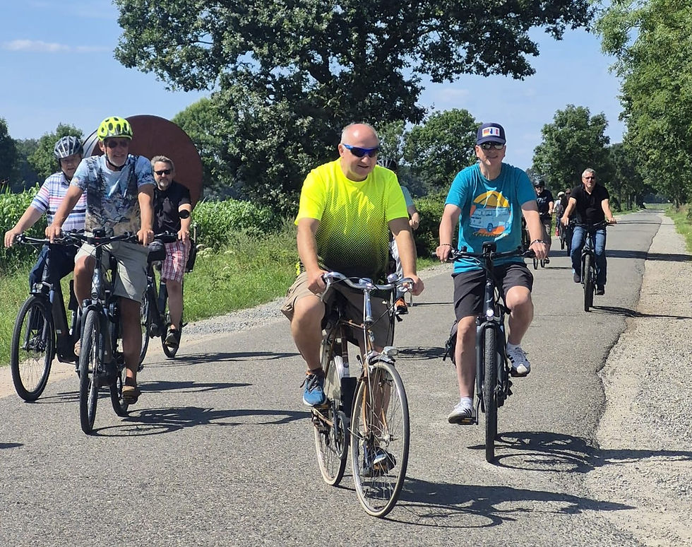 Teilnehmer der Fahrradtour. Foto: Carsten Pröve