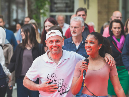Salsa & Bachata auf dem Brandplatz