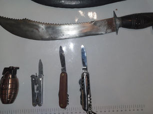 Ohne Fahrschein, aber mit gestohlenem Fahrrad und Machete im Gepäck