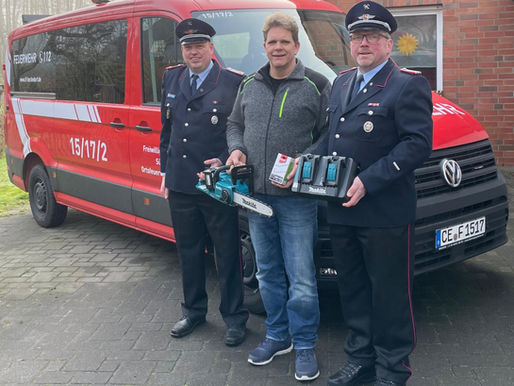 Vorzeitiges Weihnachtsgeschenk für die Freiwillige Feuerwehr Beckedorf