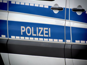 Schulstart in Celle: Polizei setzt gelbe Füße für sichere Schulwege