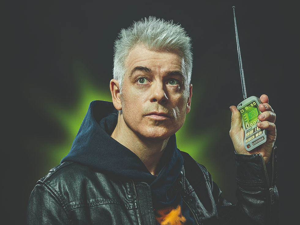 Ein Mann mit Handy