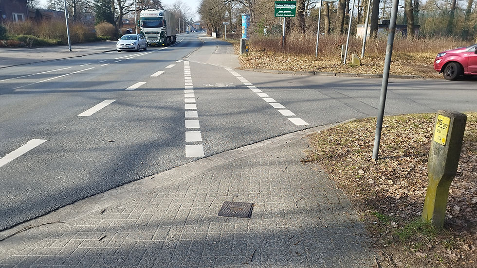 Ab Garnseeweg bis Kreuzung Flootlock: Die Sanierungsarbeiten laufen unter Vollsperrung. Foto: Stadt Celle