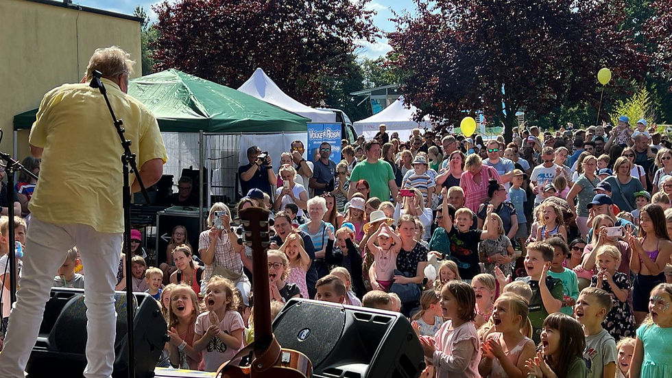 Ein Konzert mit vielen Menschen