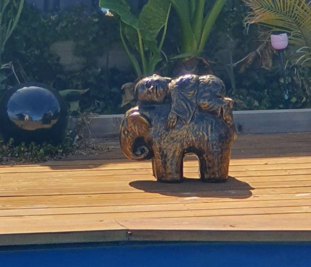 Elephant & Buddha