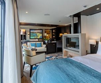 Royal Suite.jpg