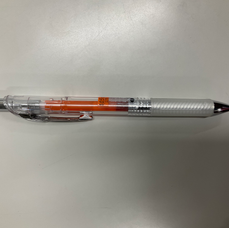 ボールペン　オレンジ