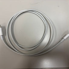 充電ケーブル　typeC to Lightning