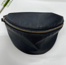 カバン（黒）　ショルダー