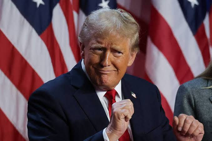 “Capturaste o meu coração” Casa Branca publica cartão polémico com Maduro