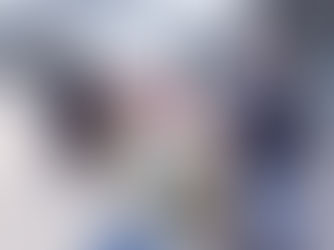 通过巴黎华助中心送物资 中使馆慰问滞留机场侨胞