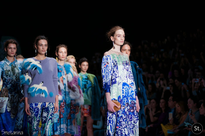 ПОКАЗ КОЛЛЕКЦИИ АЛЕНЫ АХМАДУЛЛИНОЙ В РАМКАХ MBFW RUSSIA