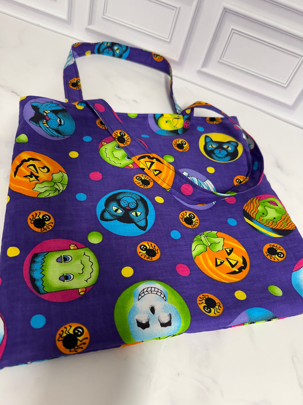 Thumbnail: Halloween trick or treat bag