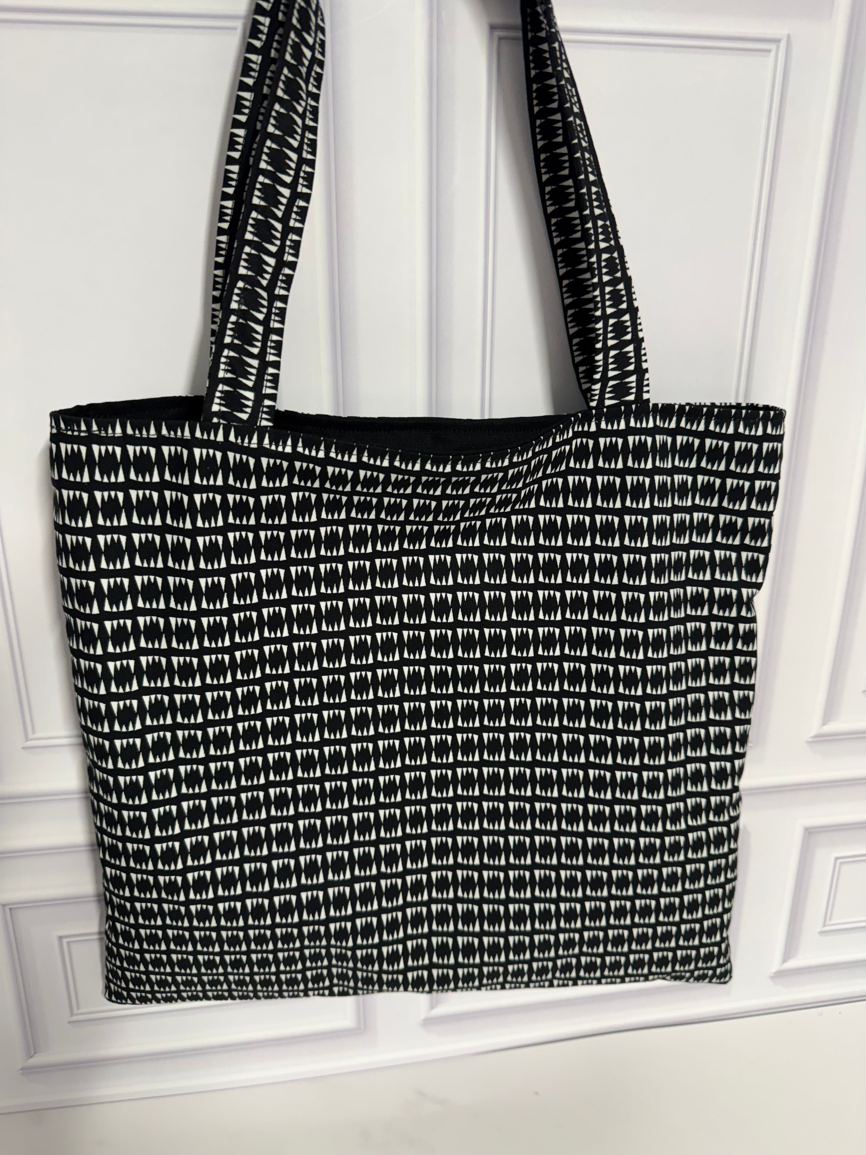 Fang Halloween trick or treat bag
