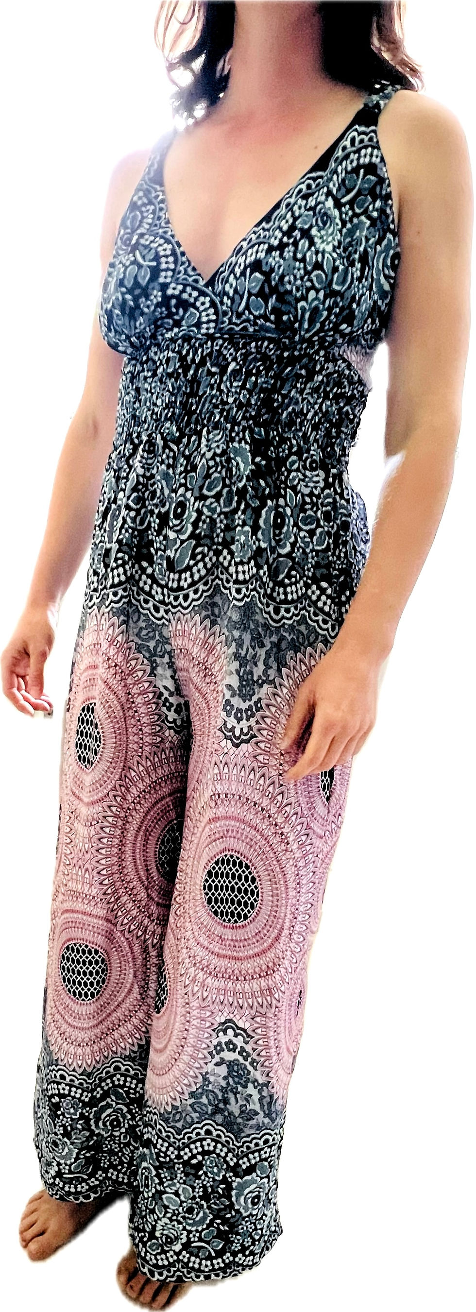 Miniaturbild: Genialer Jumpsuit vereint Stil mit Funktionalität 