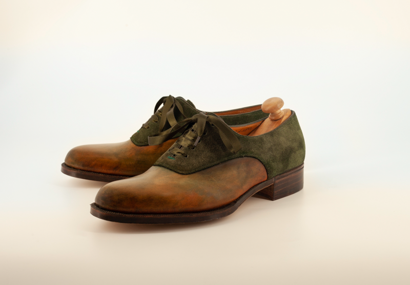 Oxford Brown box calfskin and green suede calfskin