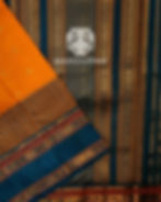 Vintage Kanakaambaram Shot Kanjivaram with Vanki Pearl Border & Copper Sulphate