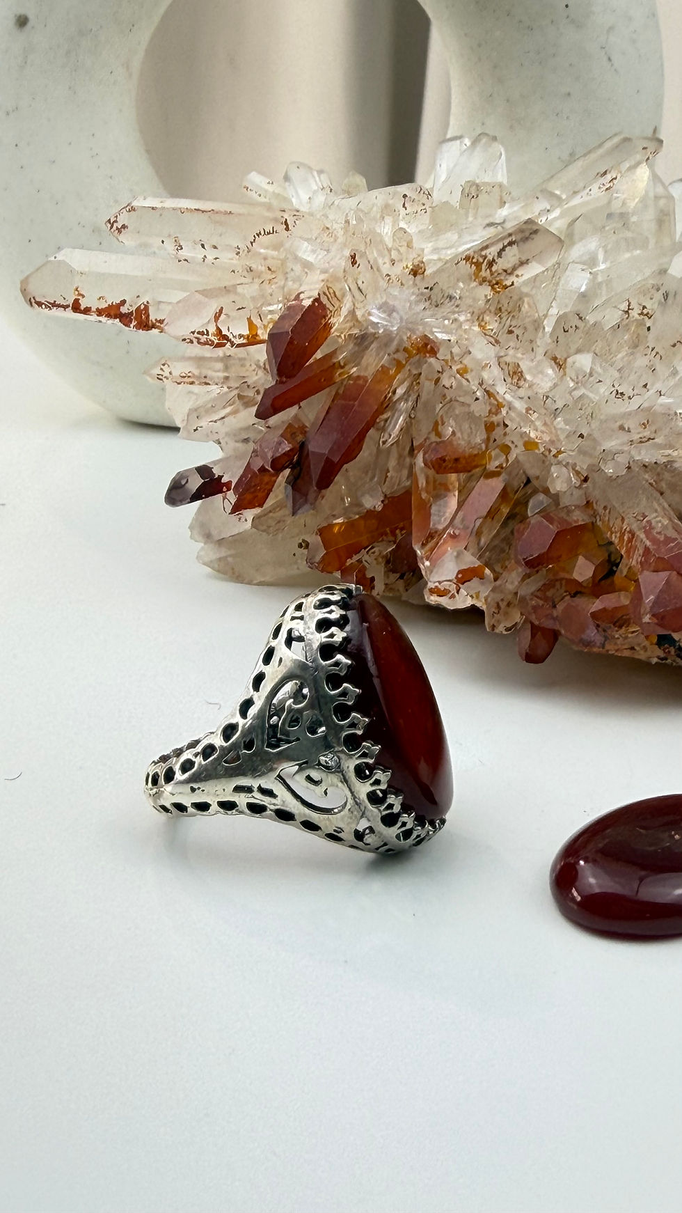 Miniature : Bague afghane en agate et argent 
