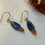 Miniature : Boucles d’oreilles en argent et labradorite 