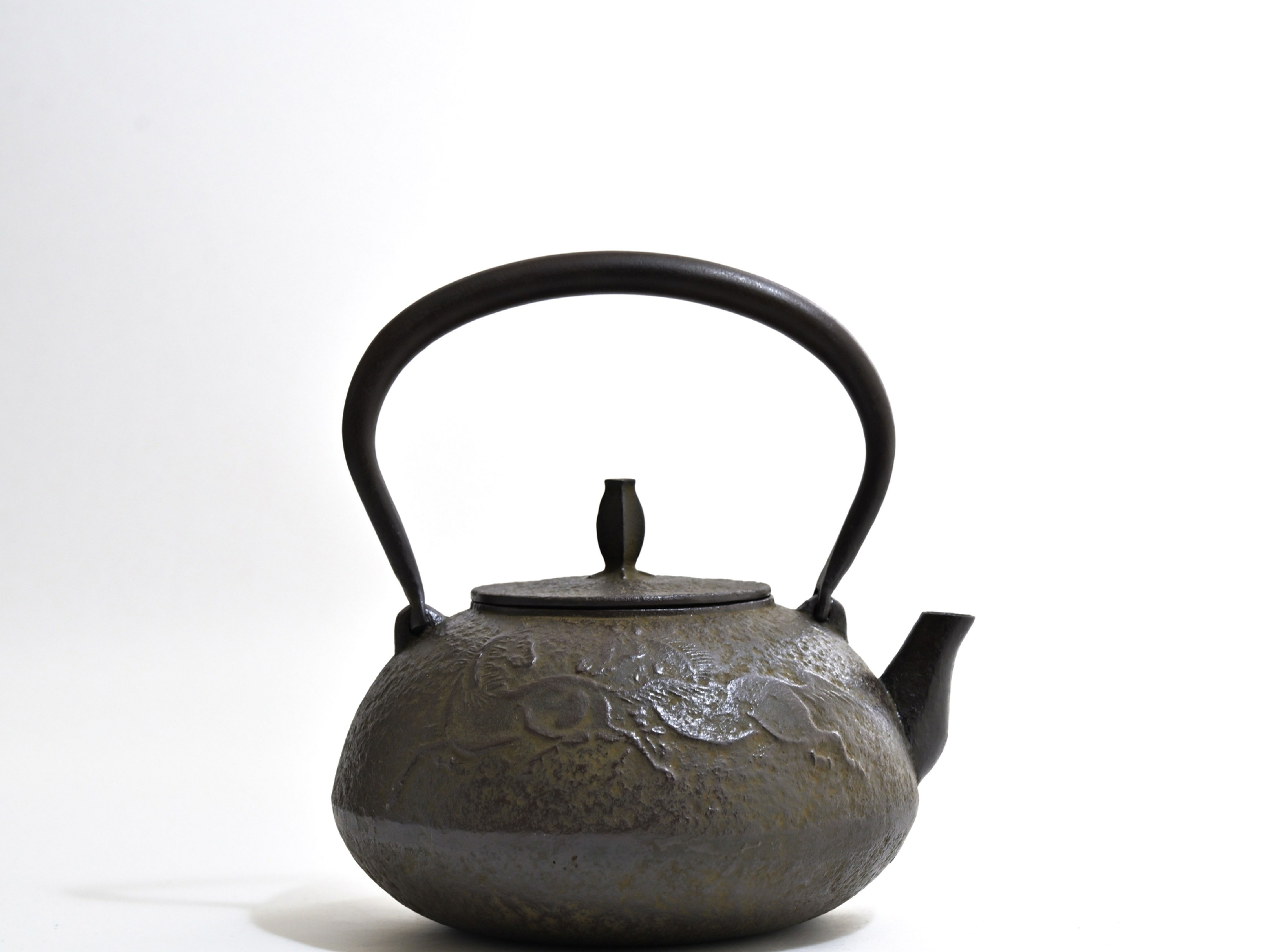 Iron kettle flat round horse 1.1L