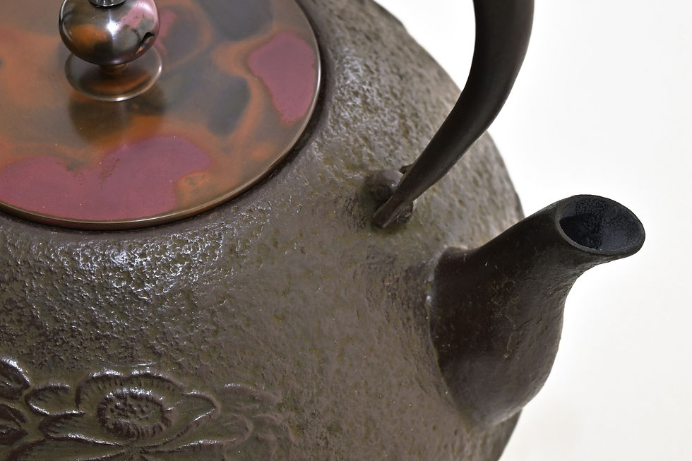 Thumbnail: Iron kettle Hoju peony (Tang copper lid) 2.0L