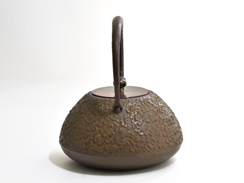 鉄瓶 宝重桜 (唐銅蓋) 2.0L | 南部鉄器 幸工芸 鉄瓶