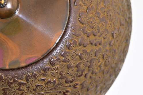 鉄瓶 宝重桜 (唐銅蓋) 2.0L | 南部鉄器 幸工芸 鉄瓶