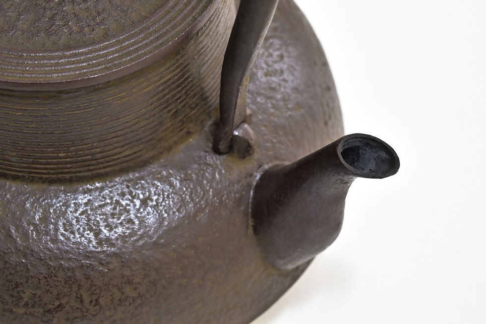 サムネイル： 鉄瓶　長甑糸目　 1.4L