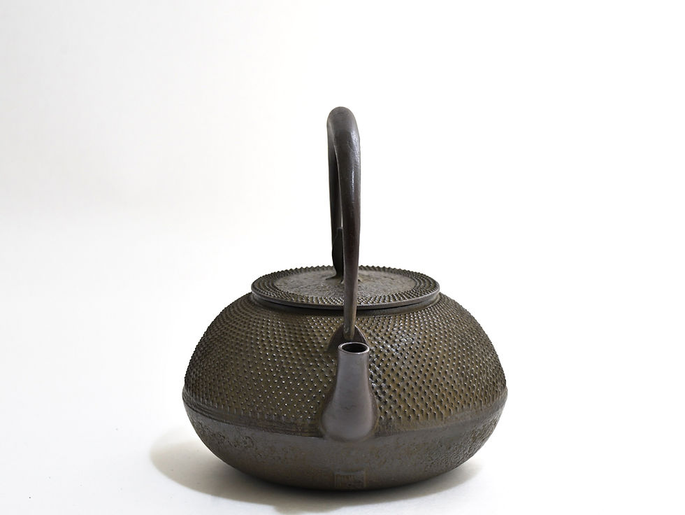 Thumbnail: Iron kettle flat round hail 1.2L