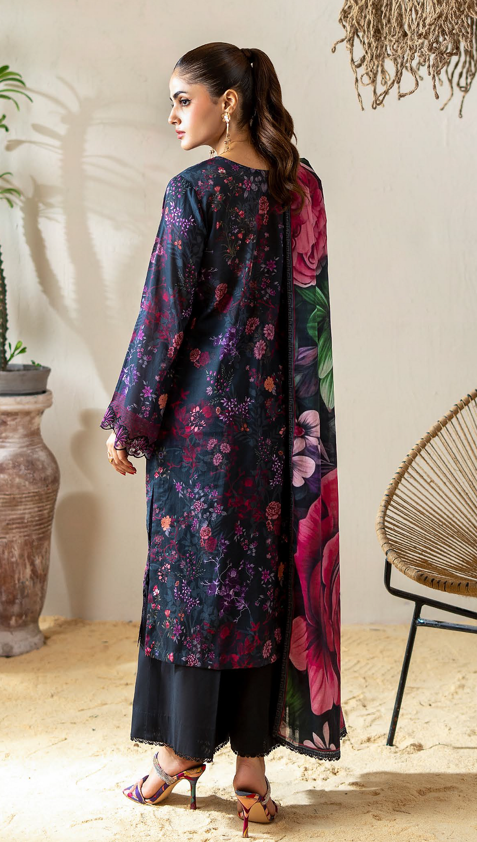 Thumbnail: ZEEDZEE CLOTHING LAWN STUDIO BINAAS NOER 3-Piece Unstitched Digital Printed Lawn Suit BLUE