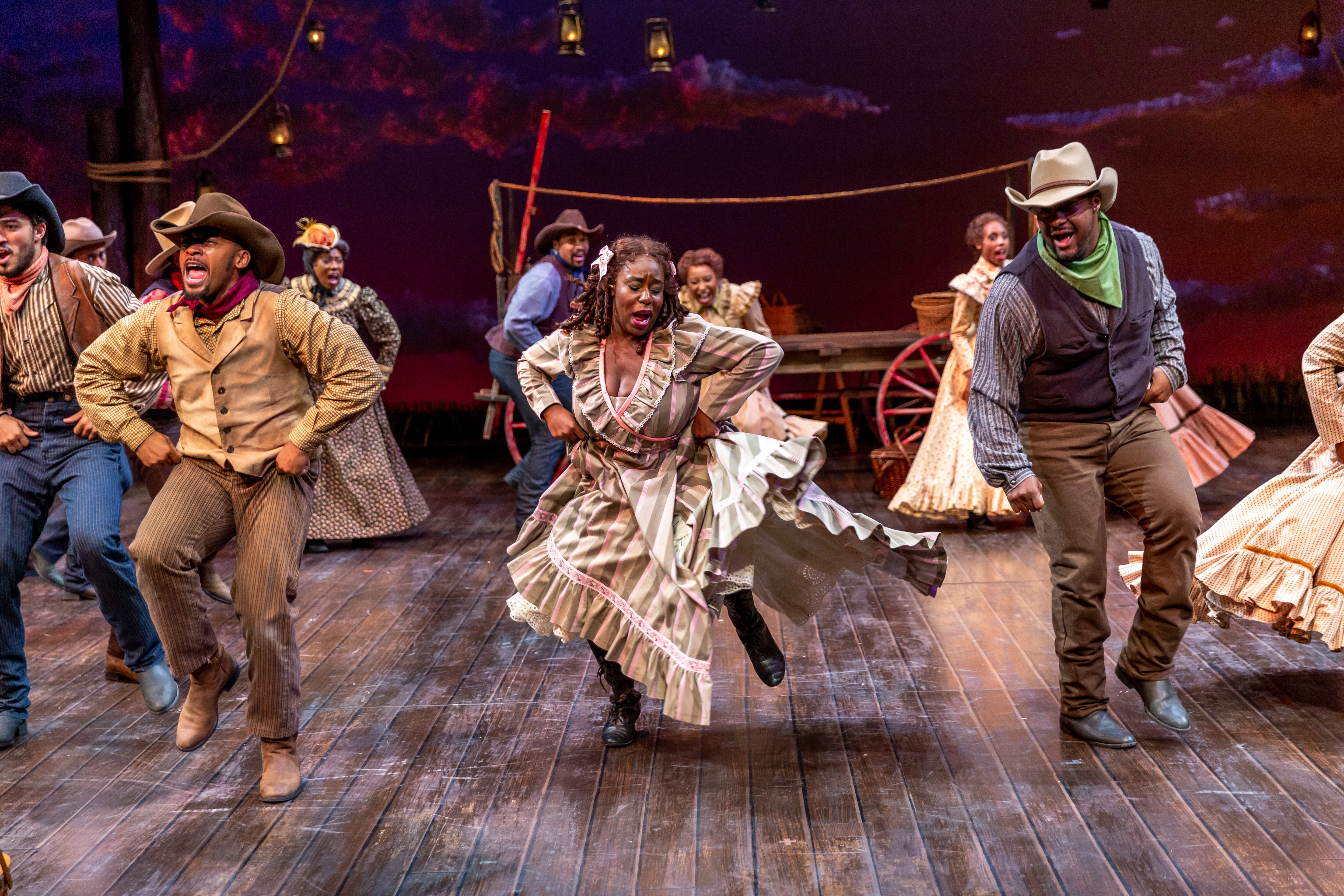 юзикла "алиса в стране чудес". мюзиклы московского театра оперетты. бременские музыканты театр. пьесы мюзиклы. бременские музыканты спектакль мюзикл.