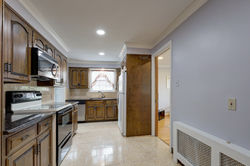 8-03 Harrison Dr., Fair Lawn, NJ