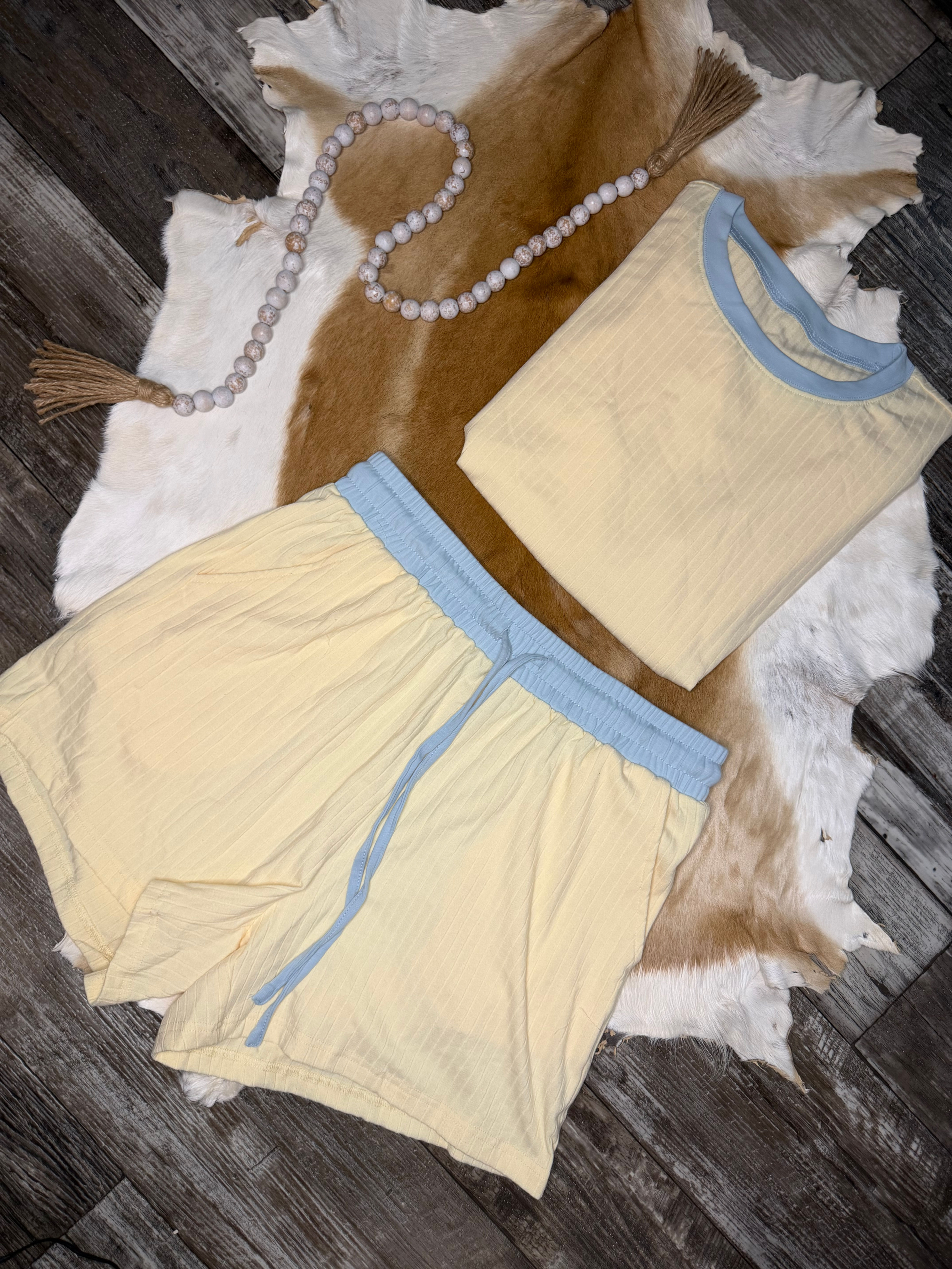 Ribbed Contrast Trim 2pc Shorts Set