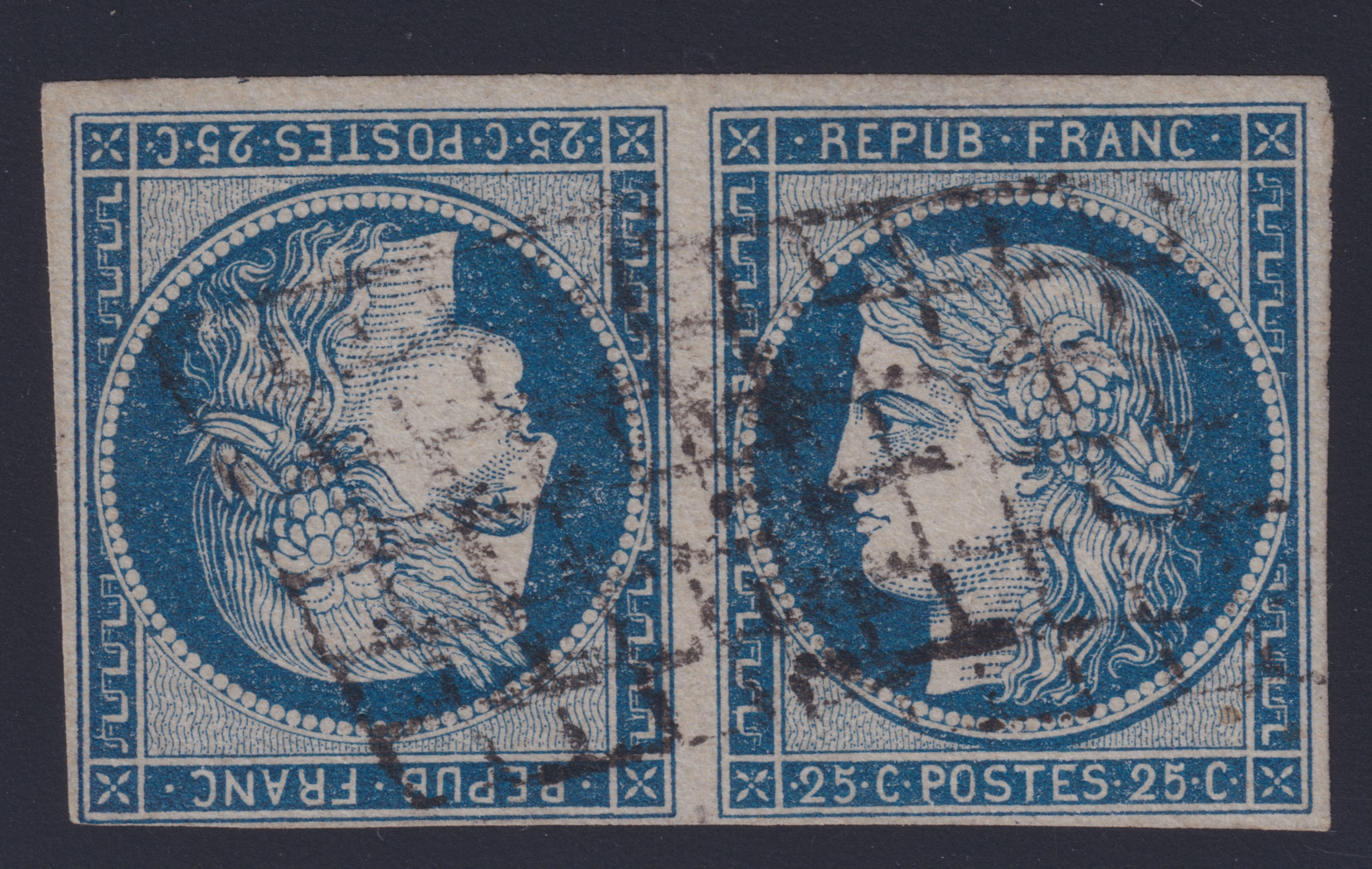 Lot 882 - n°4c Cérès 25c bleu tête-bêche 1er choix - Signée (x4) / Certificats