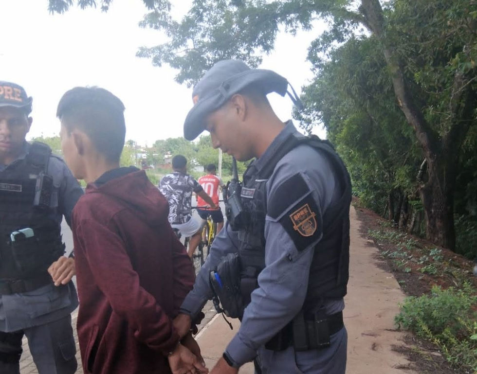 BPRE prende homem com dois mandados de prisão em aberto na AP-010