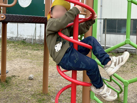 【福山市の児童発達支援・日々の活動紹介】福山市・うきわくの福祉活動|公園あそびで育つ子どもたちの挑戦と成長のストーリー