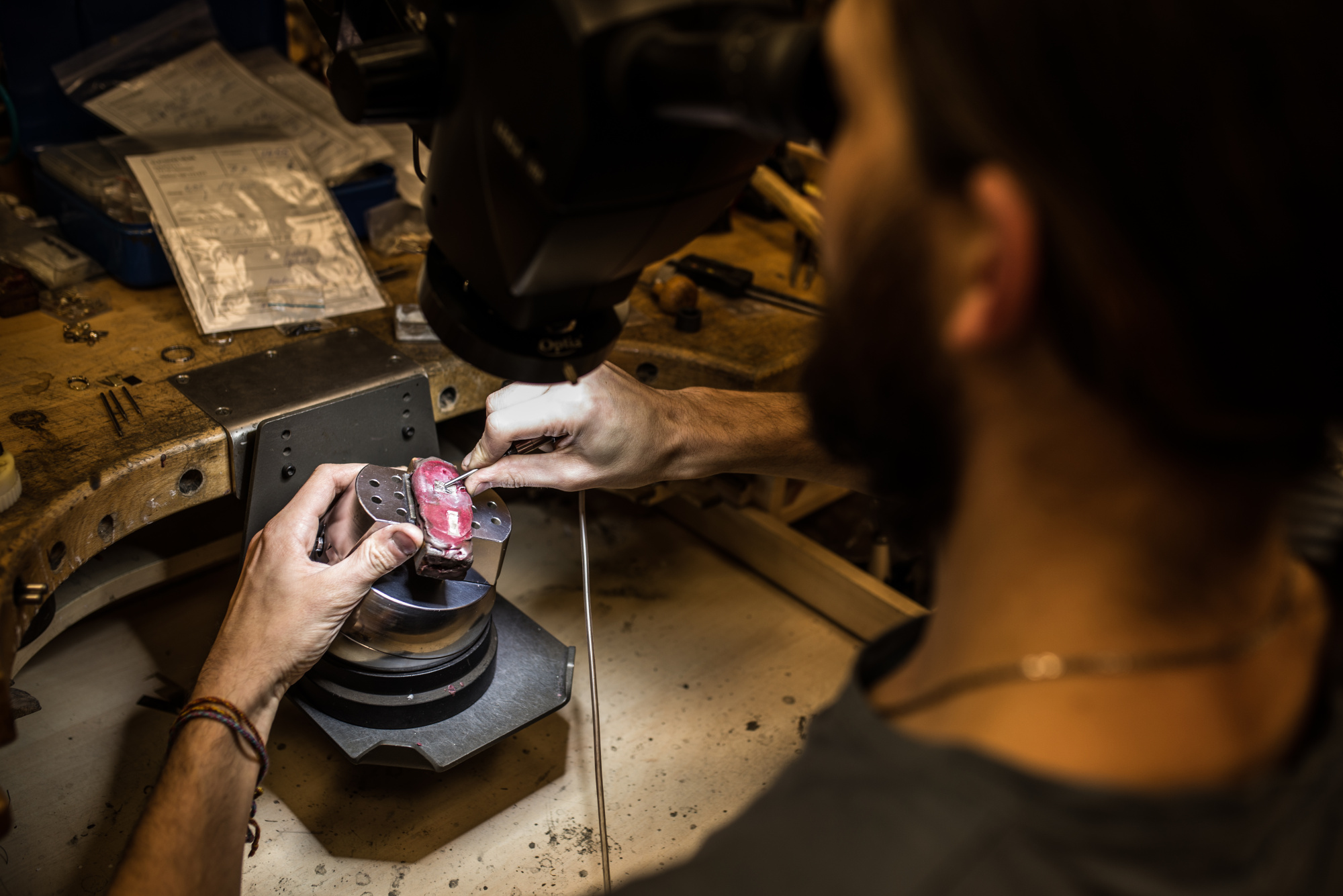 Autorský šperk Ela Zolo s českým granátem z kolekce Granát, lásko!