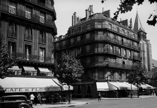 Saint-Germain-des-Prés: A Romantic Stroll Through Parisian Charm on Our Private Tours